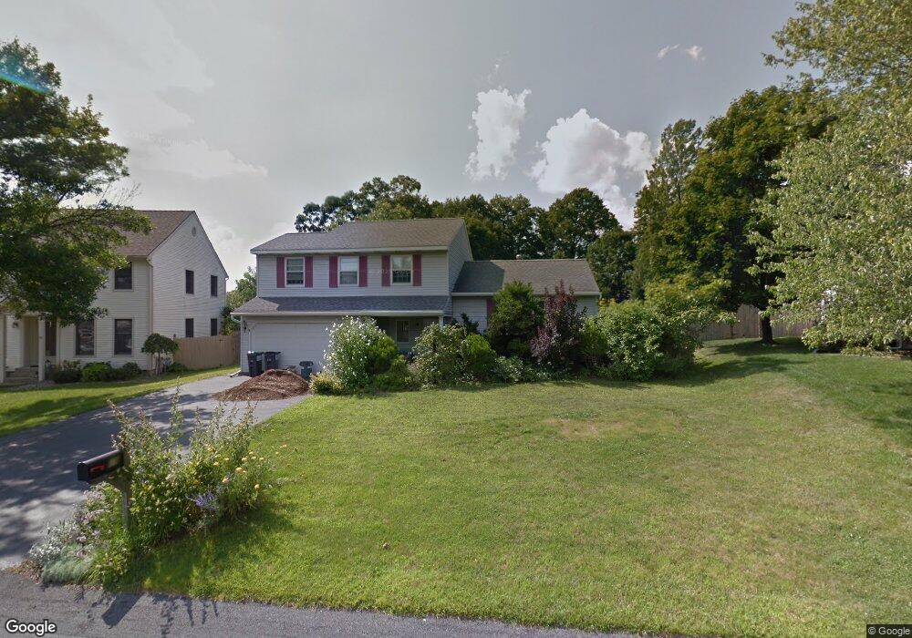 19 Rolling Hills Rd, Schenectady, NY 12309 - photo 1