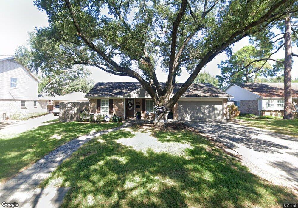 13834 Britoak Ln, Houston, TX 77079 - photo 1