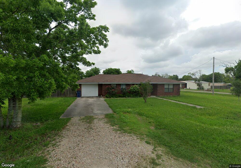 209 Cherry St, Brazoria, TX 77422 - photo 1