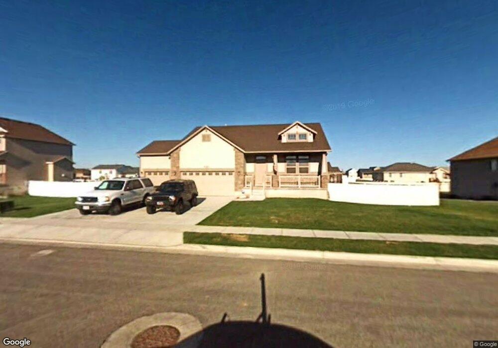 2363 N 2710 W, Clearfield, UT 84015 - photo 1