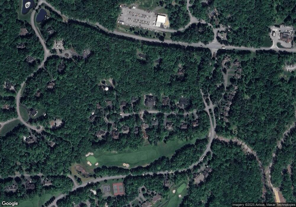 113 Pin Oak Cir, Hawley, PA 18428 - photo 1