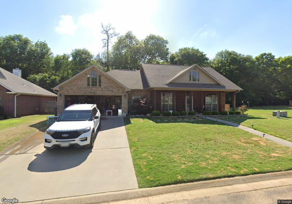 213 Pebble Creek Cir, Texarkana, TX 75501 - photo 1