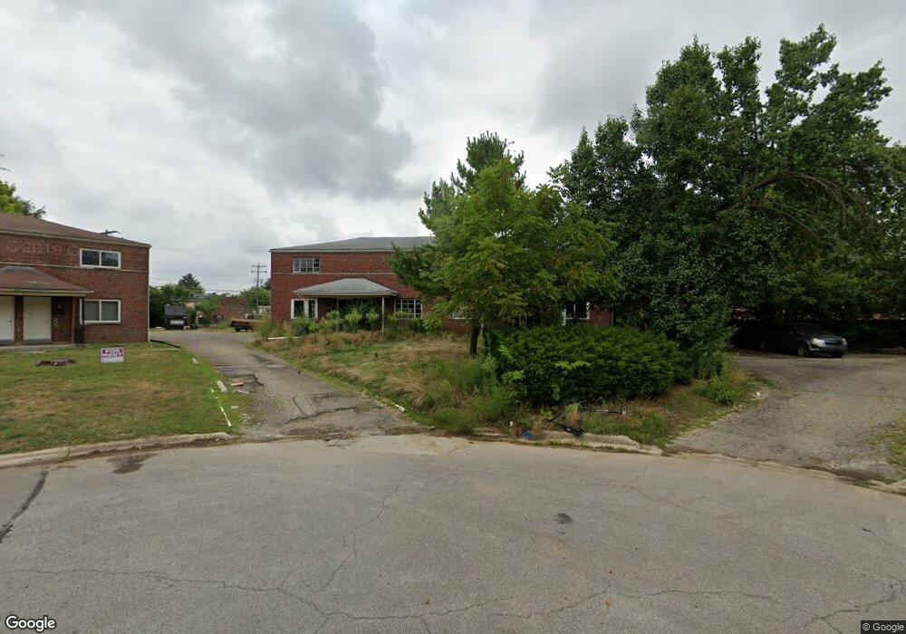 842 Regina Ct unit C, Columbus, OH 43204 - photo 1