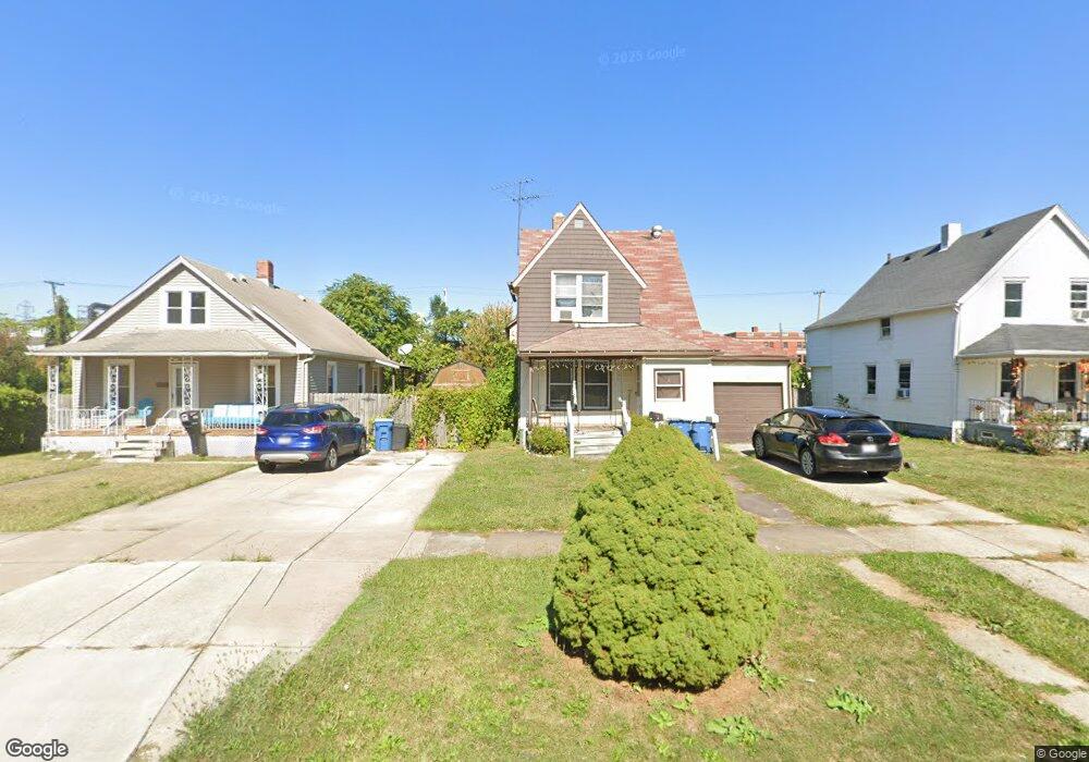 1753 E 29th St, Lorain, OH 44055 - photo 1