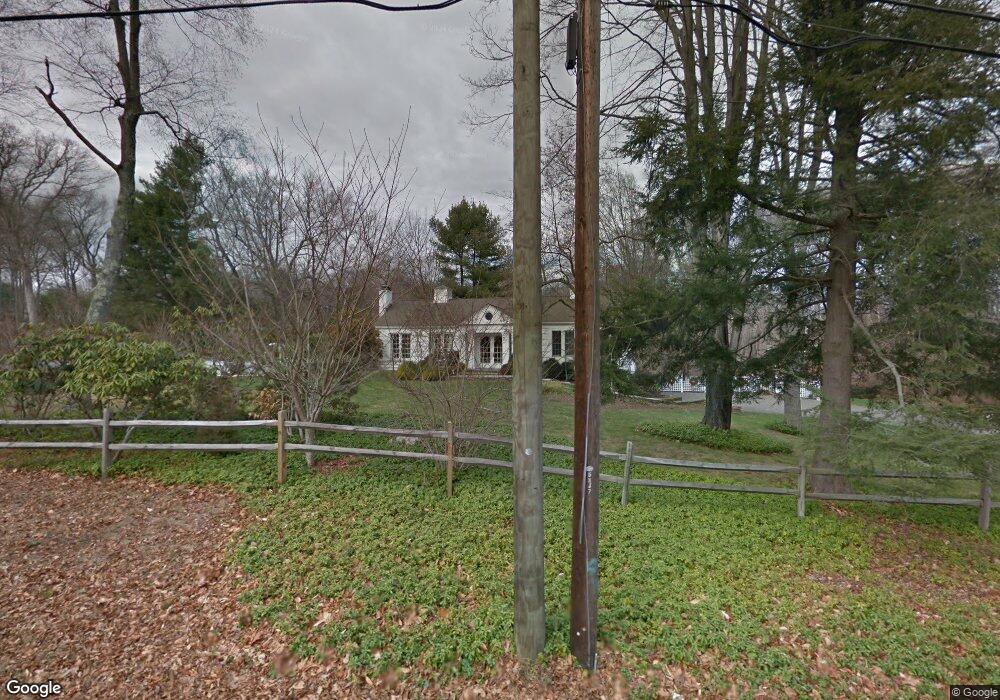 10 Sturges Commons, Westport, CT 06880 - photo 1