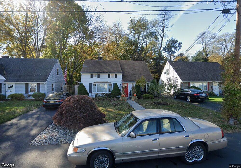 11 Tuttle St, Green Brook, NJ 08812 - photo 1