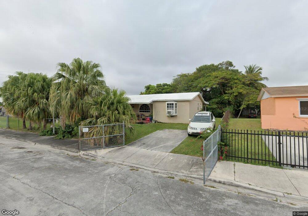 11381 SW 223rd St, Miami, FL 33170 - photo 1