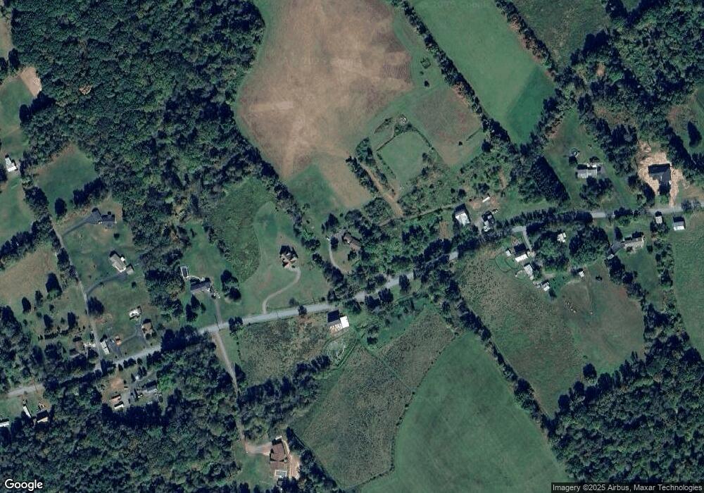 1377 Meeker Rd, Dallas, PA 18612 - photo 1