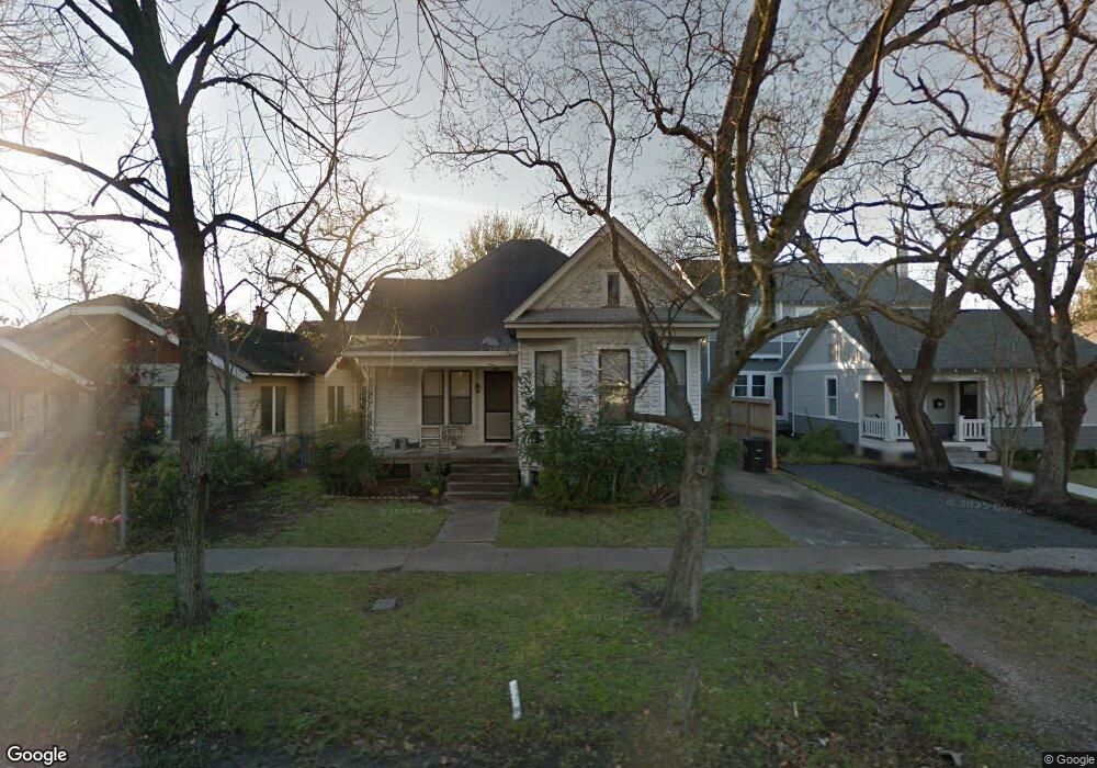 1531 Columbia St, Houston, TX 77008 - photo 1