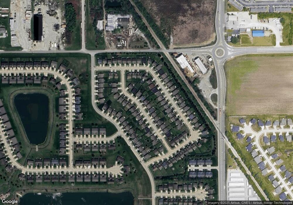 2401 Maxwell Dr, West Lafayette, IN 47906 - photo 1