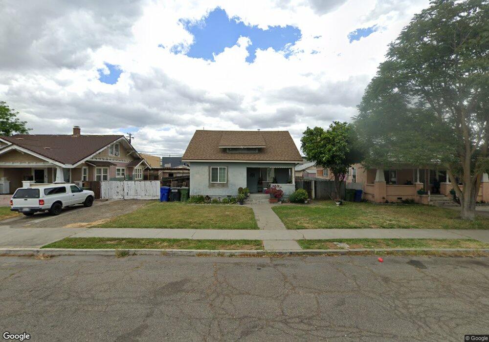 226 Locust St, Turlock, CA 95380 - photo 1