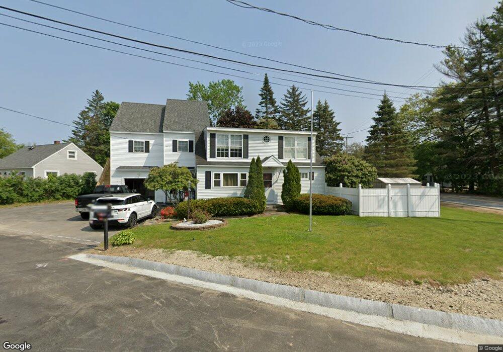 10 Oxbow Ln, Dover, NH 03820 - photo 1