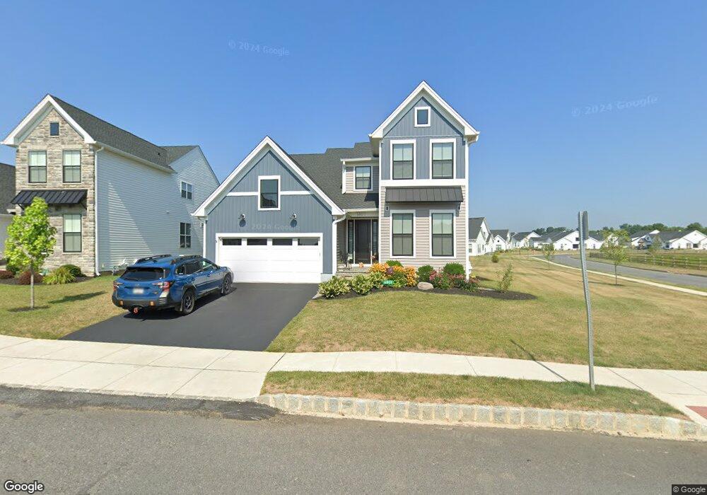 6801 Sweetgum Dr, Bath, PA 18014 - photo 1