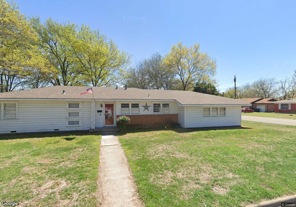 311 Moon St, Cleburne, TX 76033 - photo 1