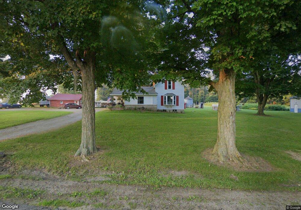 1027 W River Rd N, Albion, IN 46701 - photo 1