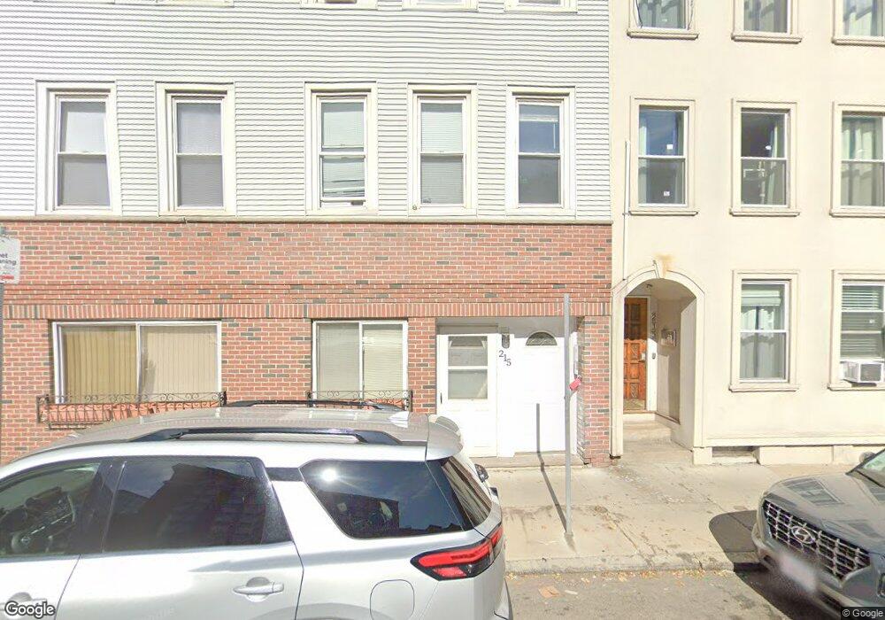 215 Endicott St unit 217, Boston, MA 02113 - photo 1