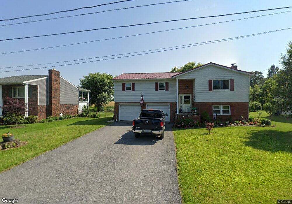 4210 Wilhelm Dr, Chambersburg, PA 17202 - photo 1