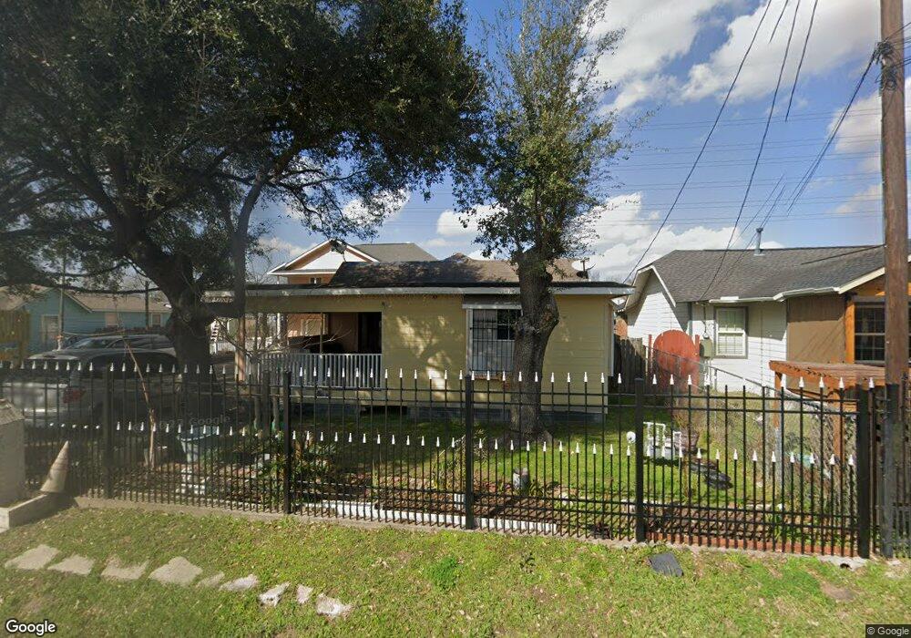 415 Frisco St, Houston, TX 77022 - photo 1