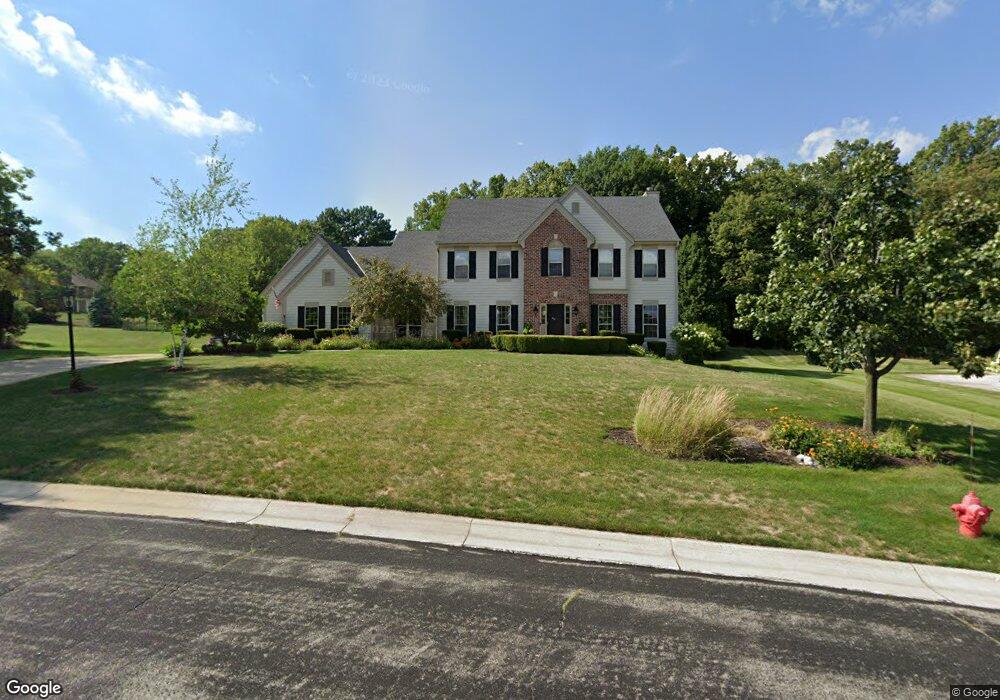 N65W12602 Sycamore Ln, Menomonee Falls, WI 53051 - photo 1