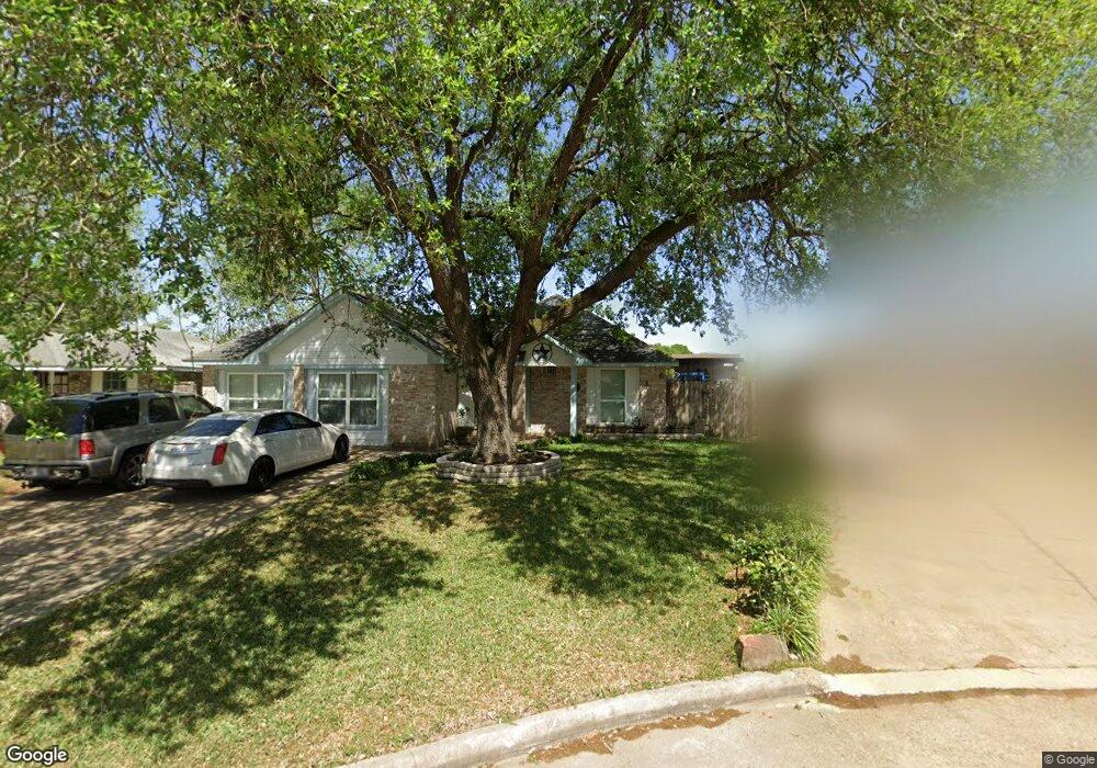 7210 Wenwood Cir, Houston, TX 77040 - photo 1