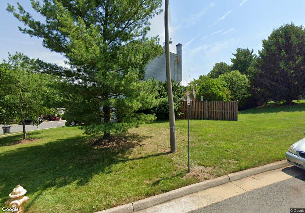 8515 Charnwood Ct, Manassas, VA 20111 - photo 1