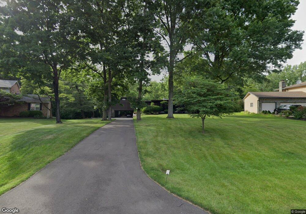 897 Plum Ridge, Columbus, OH 43213 - photo 1