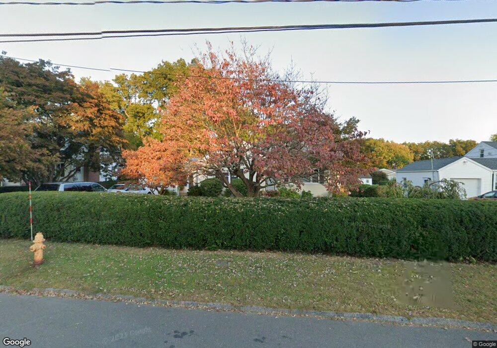 212 Willowbrook Ave, Stamford, CT 06902 - photo 1