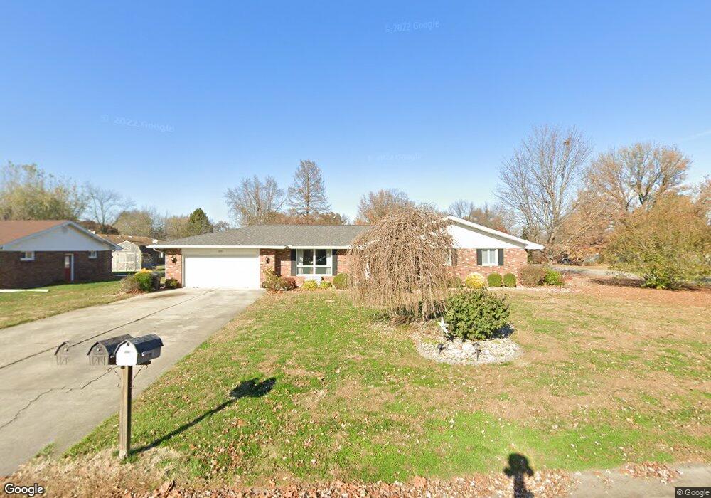 202 W Cedar Ave, Effingham, IL 62401 - photo 1