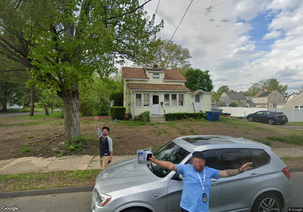 64 Maple St, West Springfield, MA 01089 - photo 1