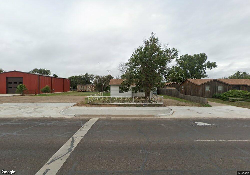 523 N Maddox Ave, Dumas, TX 79029 - photo 1