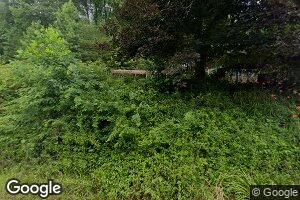 595 Queen Rd, Clendenin, WV 25045