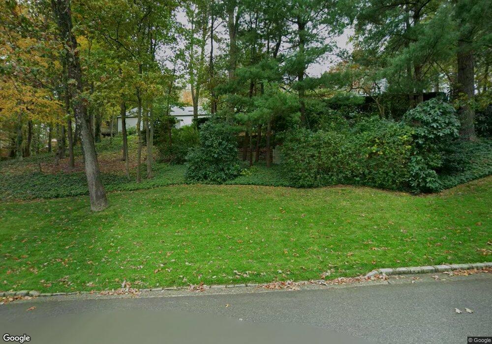 7 Brook Ln, Glen Head, NY 11545 - photo 1