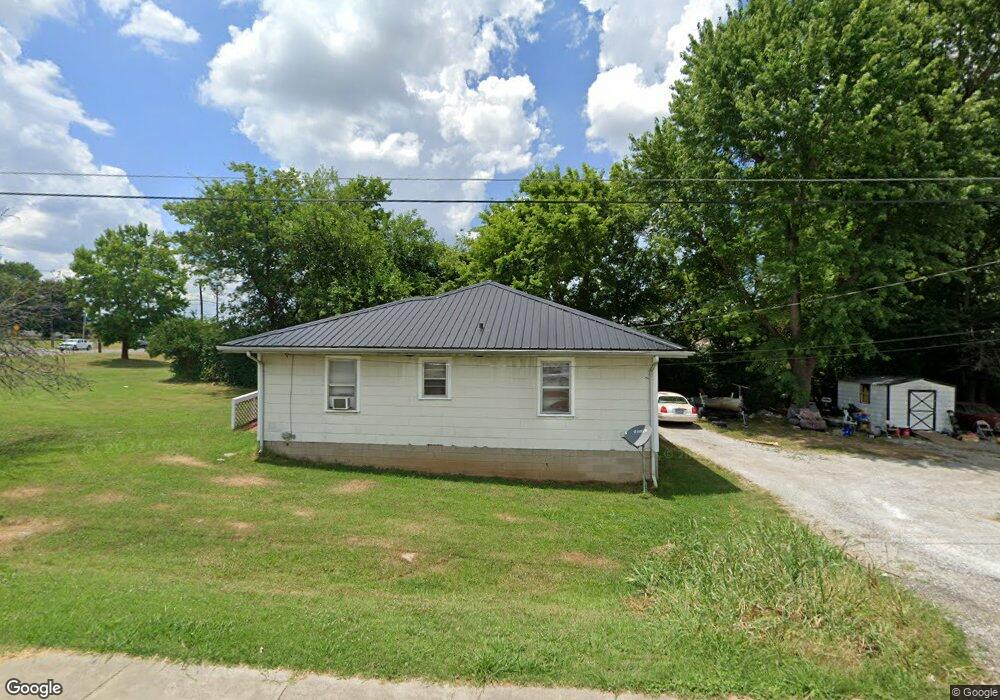 1495 Glass Ave, Hopkinsville, KY 42240 - photo 1