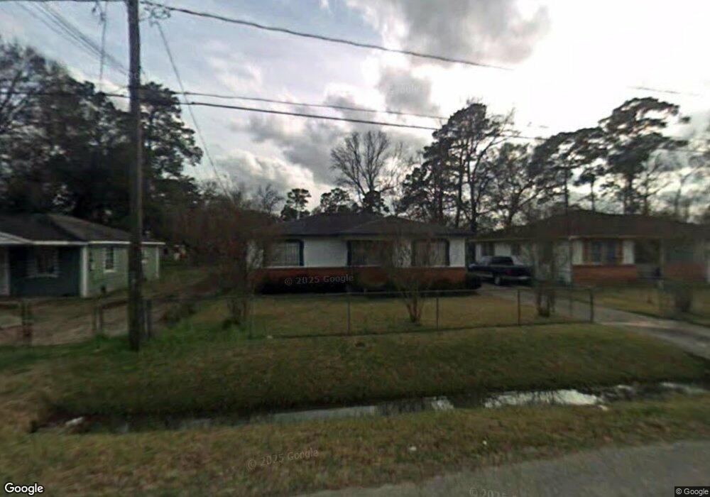 7114 Weyburn St, Houston, TX 77028 - photo 1
