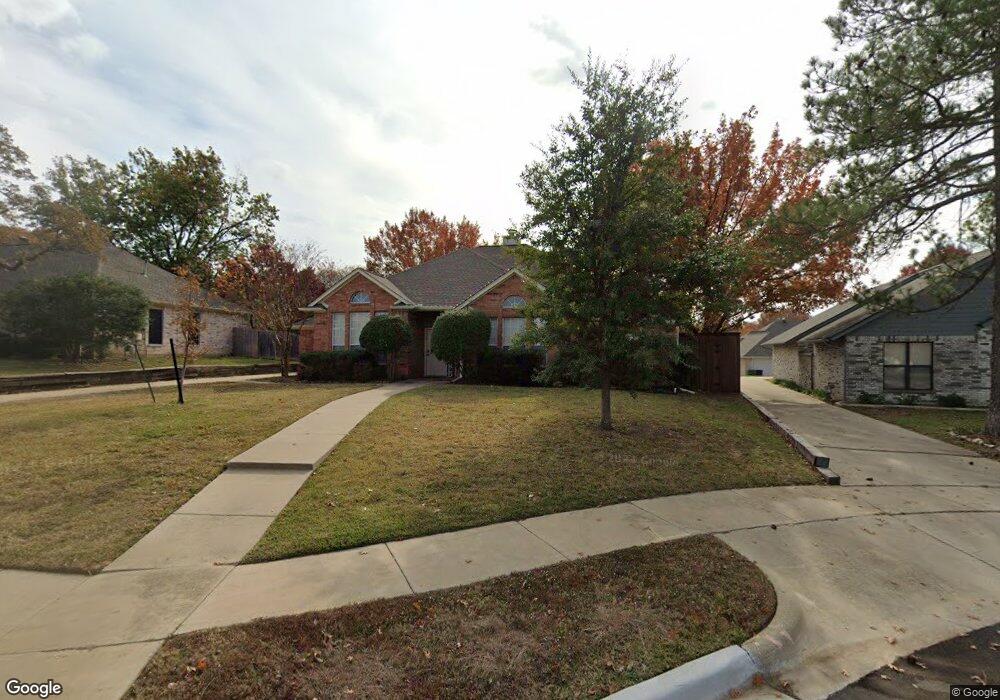 900 Whitney Ct, Denton, TX 76205 - photo 1