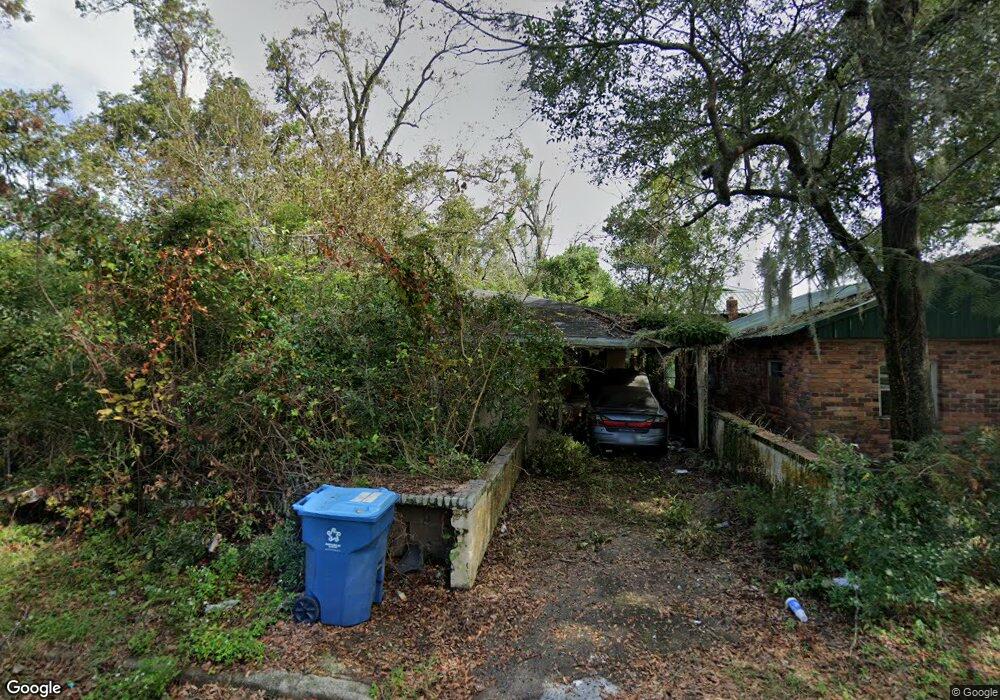 2502 Amherst St, Brunswick, GA 31520 - photo 1