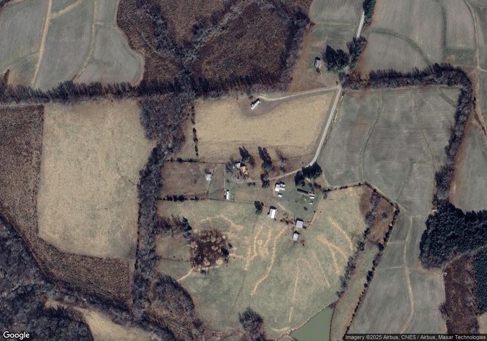 572 Wards Rd, South Hill, VA 23970 - photo 1