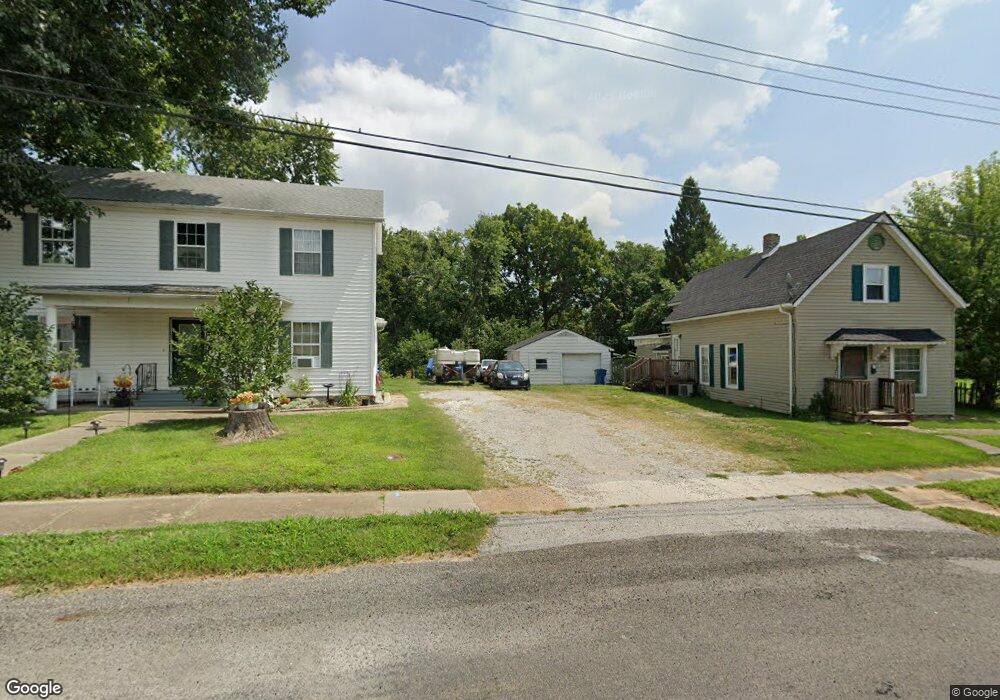 518 S Chestnut St, Collinsville, IL 62234 - photo 1