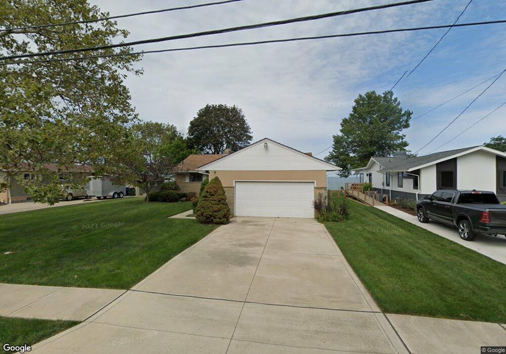 5235 Edgewater Dr, Sheffield Lake, OH 44054 - photo 1