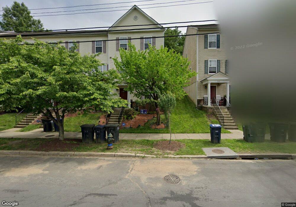 915 Valley Ave SE, Washington, DC 20032 - photo 1