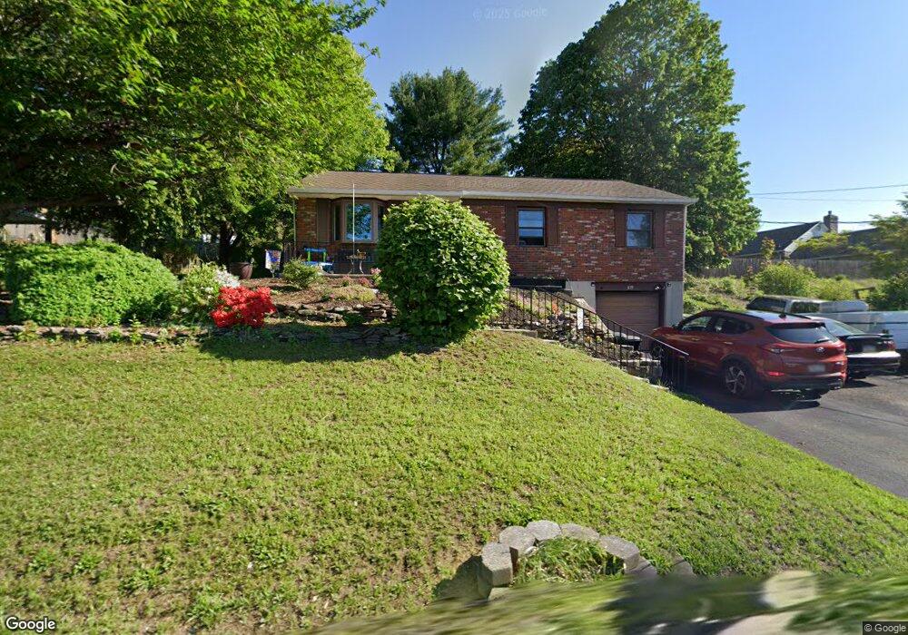 319 S Crescent Ave, Hamburg, PA 19526 - photo 1