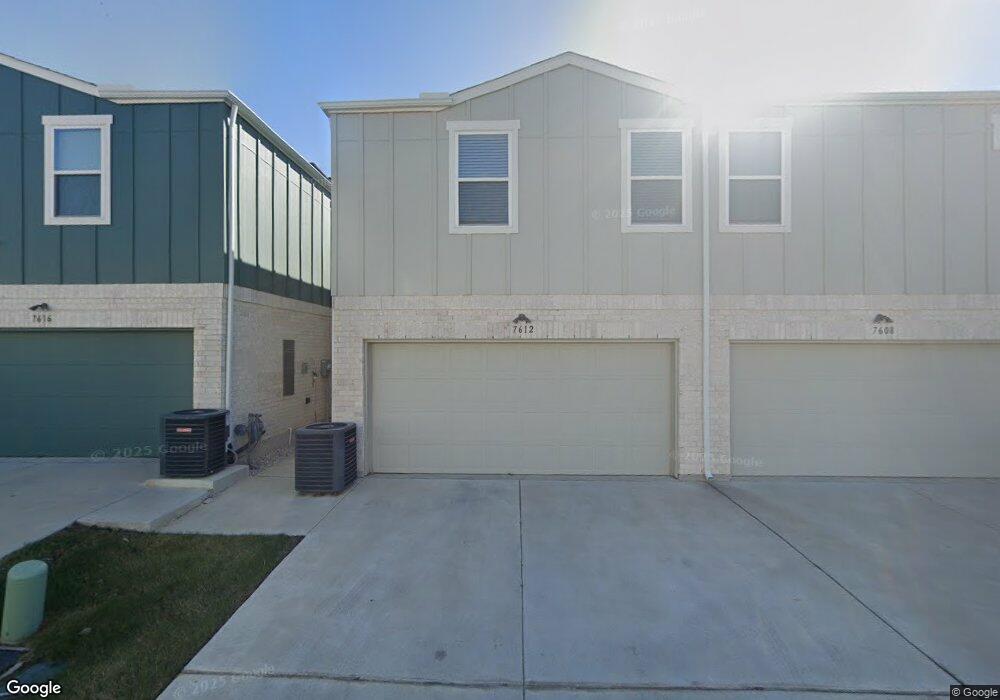 7612 Resting Mews Ln, North Richland Hills, TX 76182 - photo 1