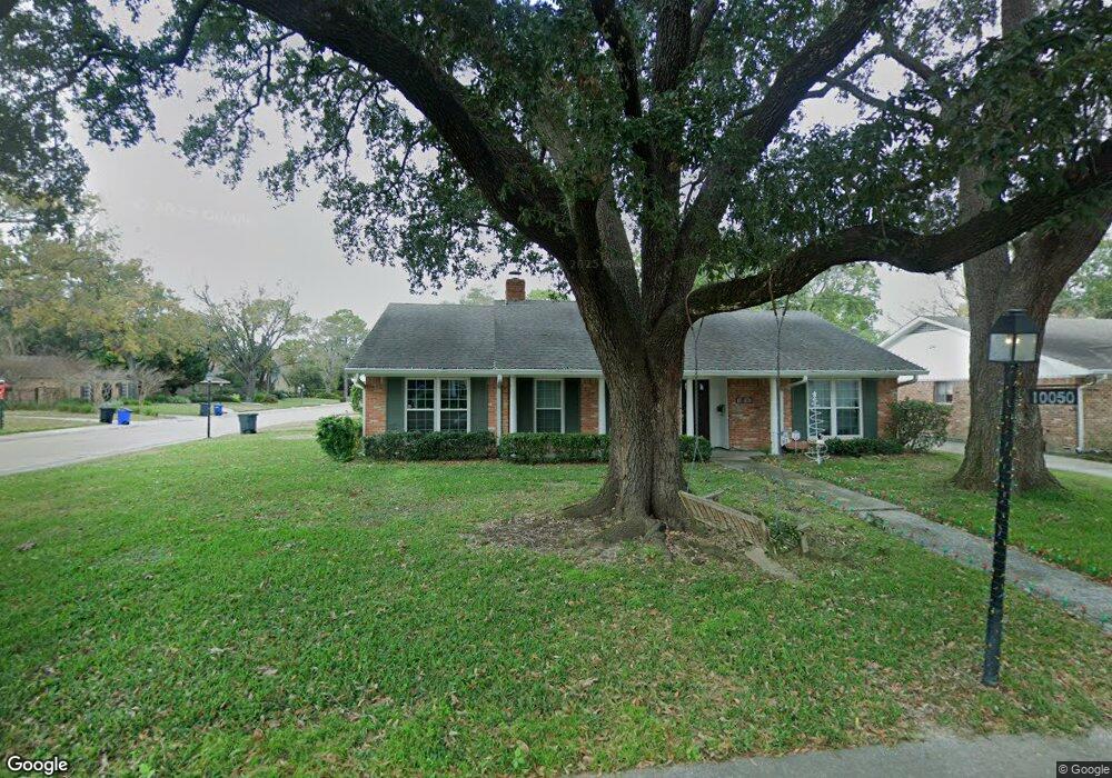 10050 Overbrook Ln, Houston, TX 77042 - photo 1