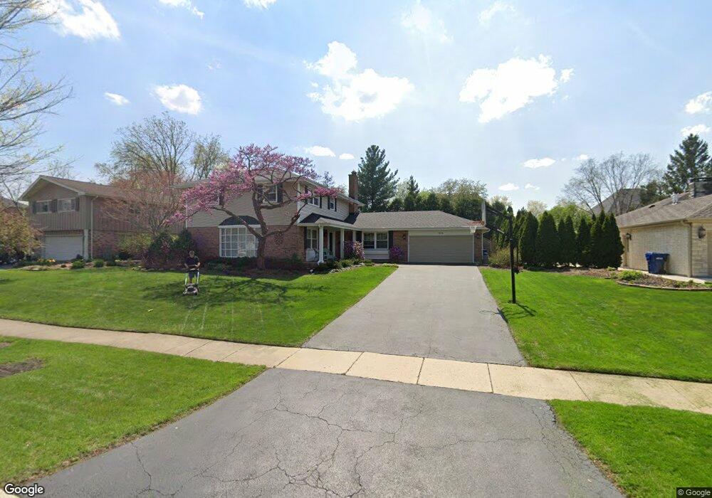 1574 Wadsworth Rd, Wheaton, IL 60189 - photo 1