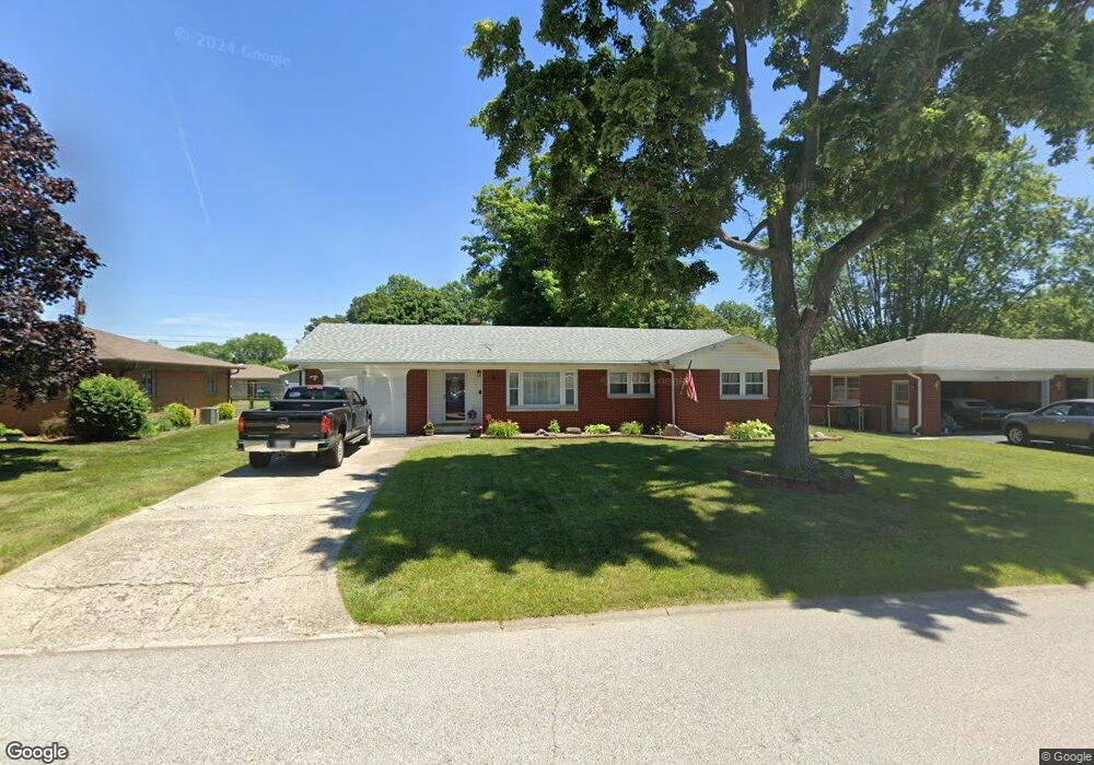 521 Kentucky Ave, Plainfield, IN 46168 - photo 1