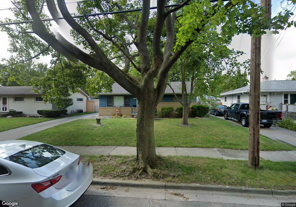 3800 Schlee St, Lansing, MI 48910 - photo 1