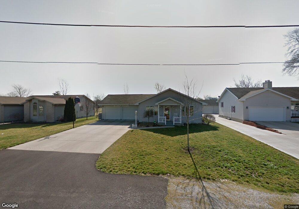 1706 N Logan St, Lincoln, IL 62656 - photo 1
