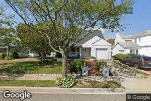 1438 Beech St, Atlantic Beach, NY 11509