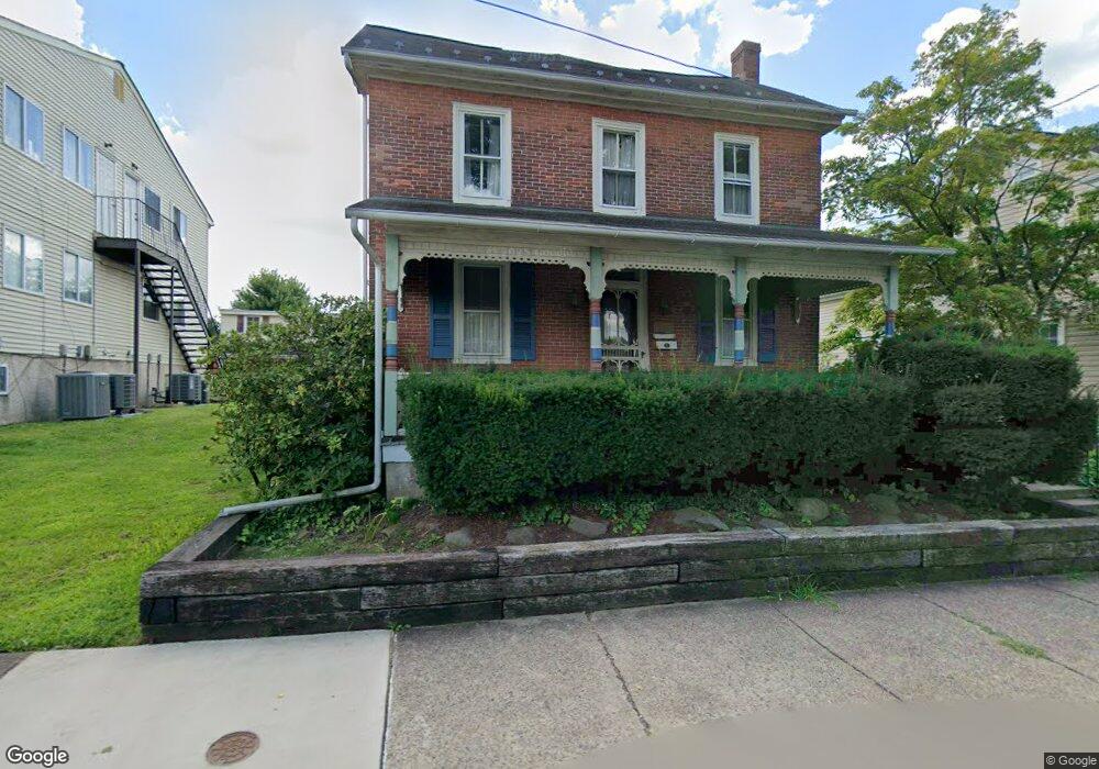 330 W Broad St, Telford, PA 18969 - photo 1