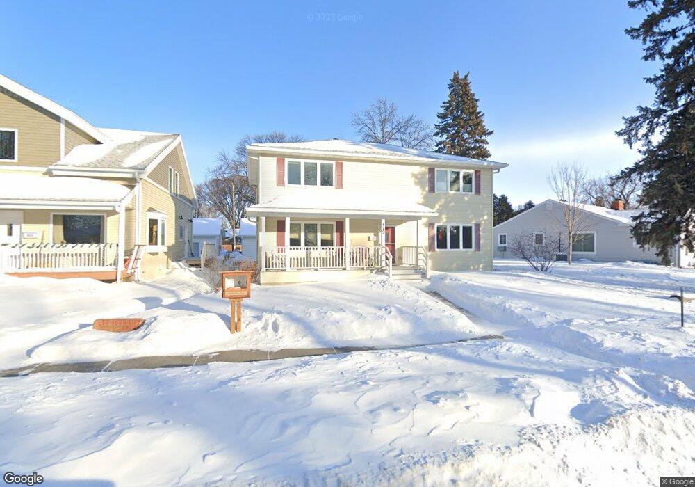 429 16th Ave S, Fargo, ND 58103 - photo 1